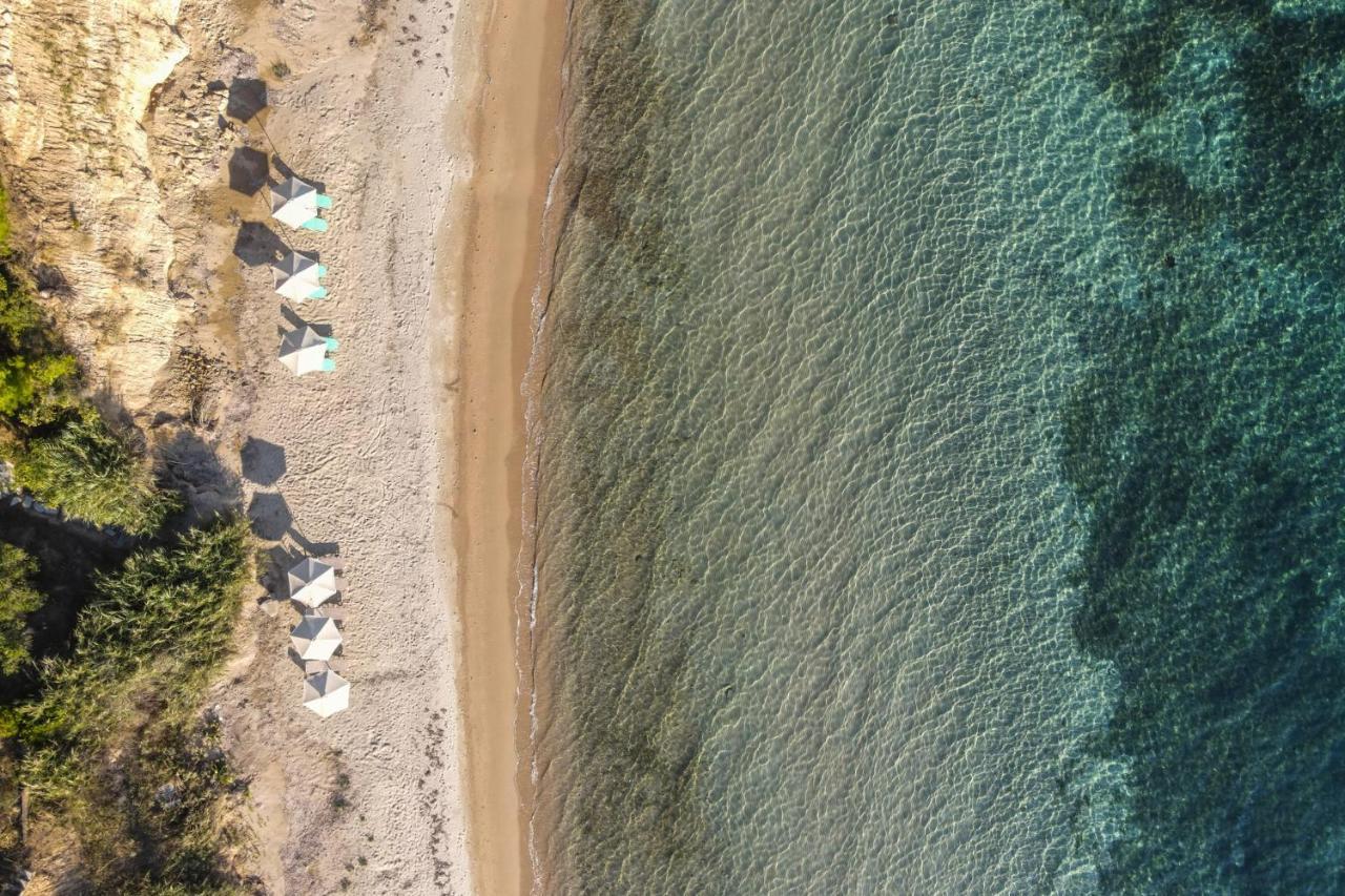 Luna Villa Private Beach Néa Iráklia Exterior foto