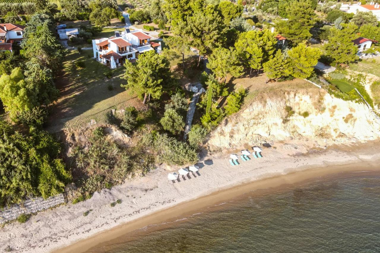 Luna Villa Private Beach Néa Iráklia Exterior foto